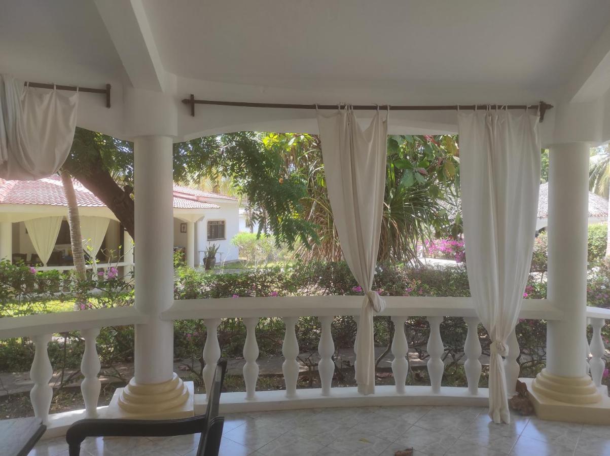2livu 4* Watamu
